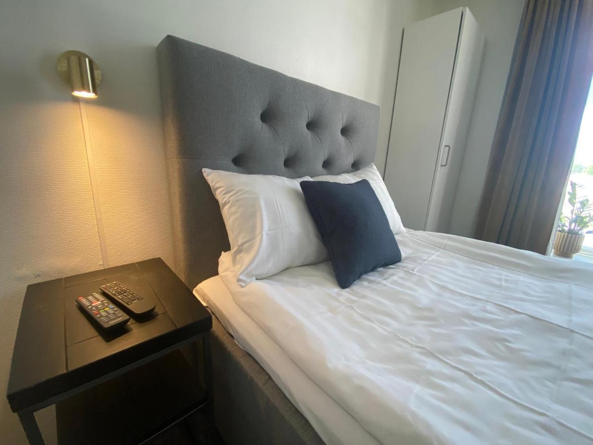Froevi Hotell Frovi Exterior foto