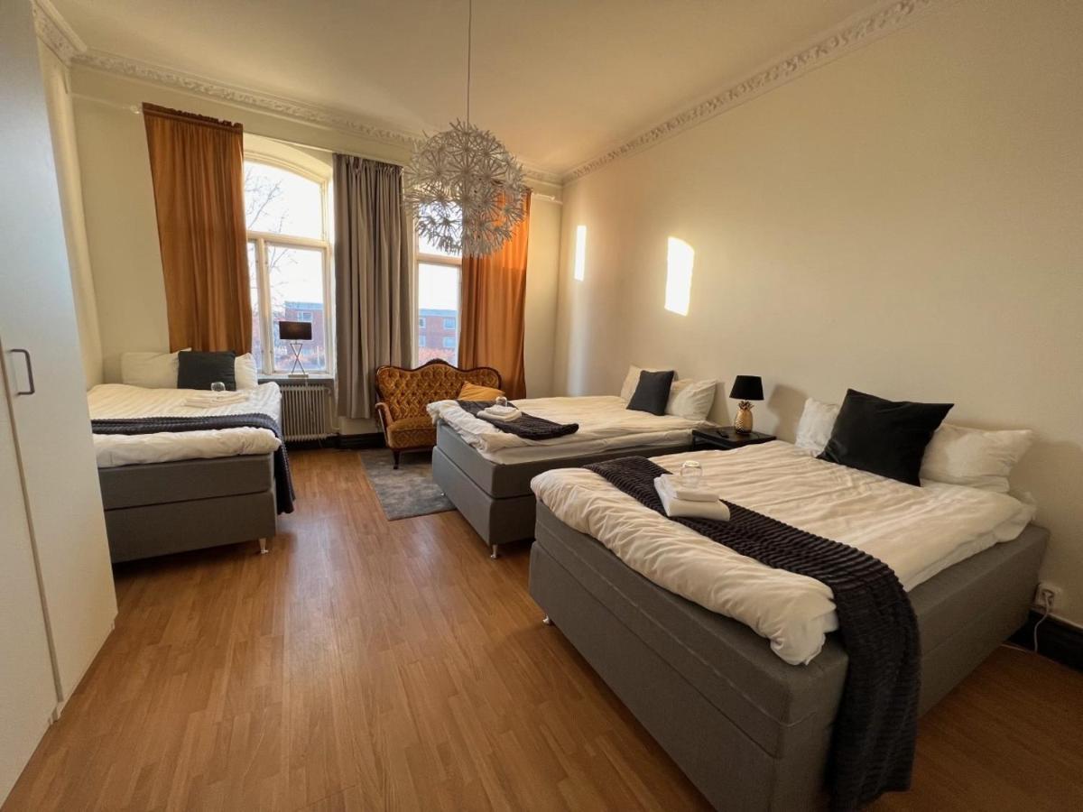 Froevi Hotell Frovi Exterior foto