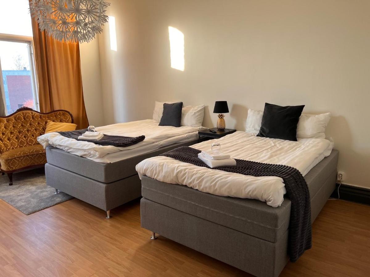 Froevi Hotell Frovi Exterior foto